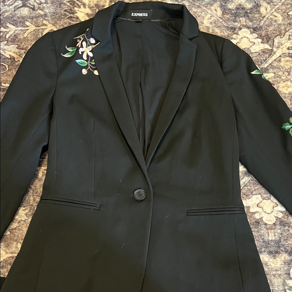 Express Black Single-Button Blazer with Floral Embroidery